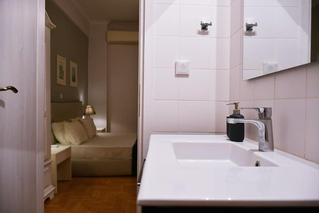 Apartament Flat Near Acropolis Hill Ateny Zewnętrze zdjęcie